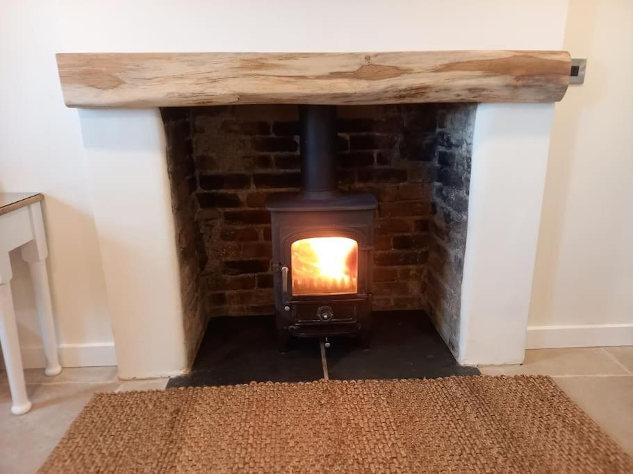 Cosy 2 Bed Cottage Between Snowdonia And The Sea Llandegai Eksteriør billede