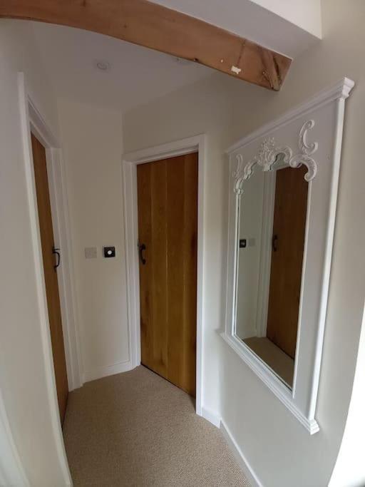 Cosy 2 Bed Cottage Between Snowdonia And The Sea Llandegai Eksteriør billede